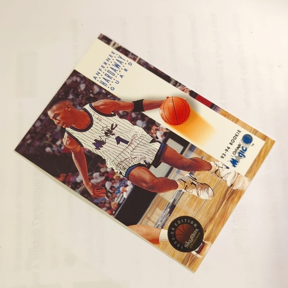 1993-94 SkyBox Premium #259 Anfernee Hardaway RC Rookie Magic - Picture 2 of 4